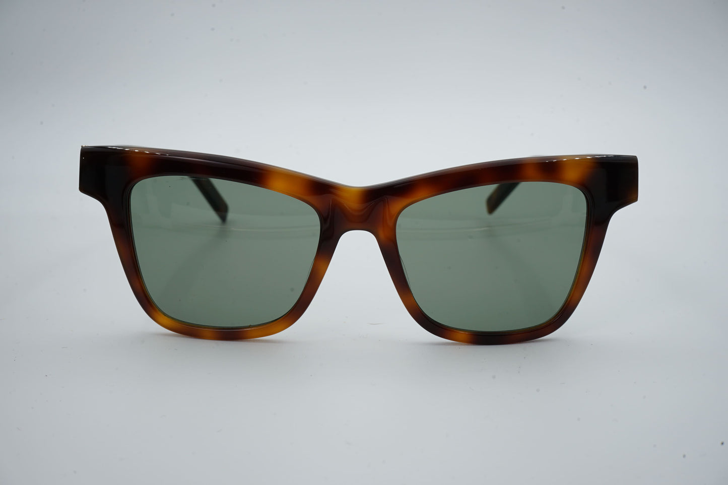 Saint Laurent M106 003