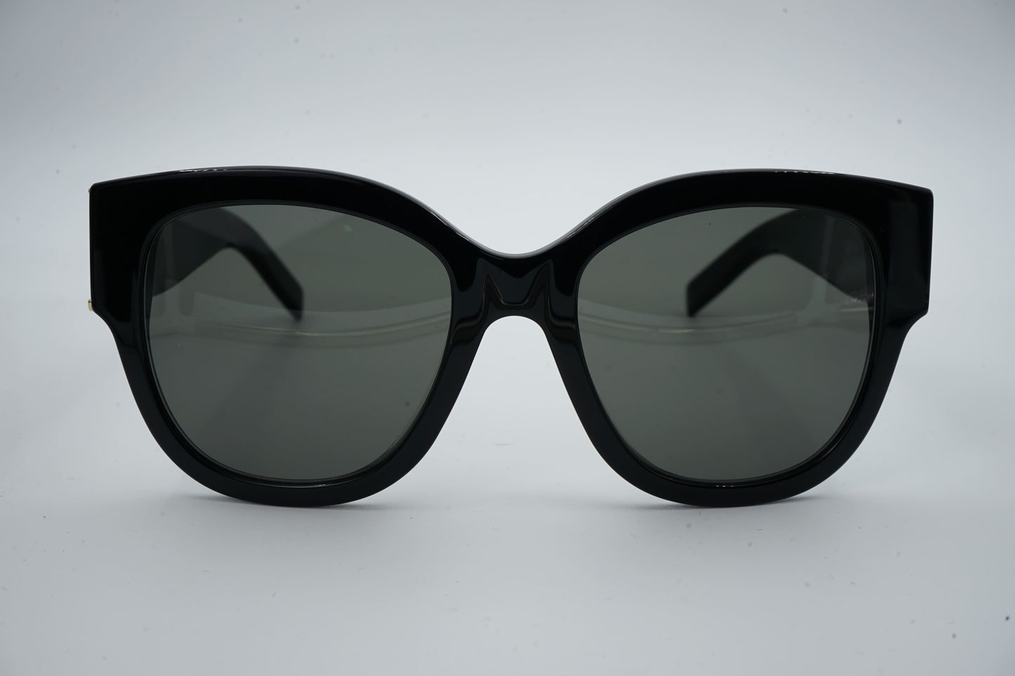 Saint Laurent M95/F 001