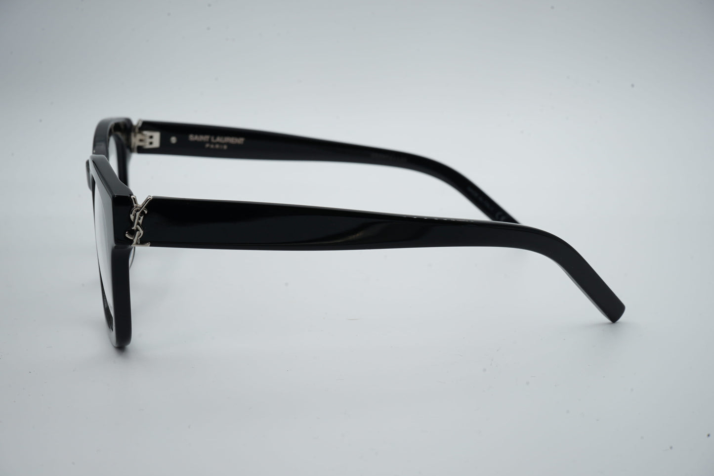 Saint Laurent M124 OPT 001
