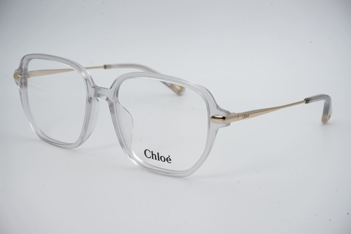 Chloe 0218O 002