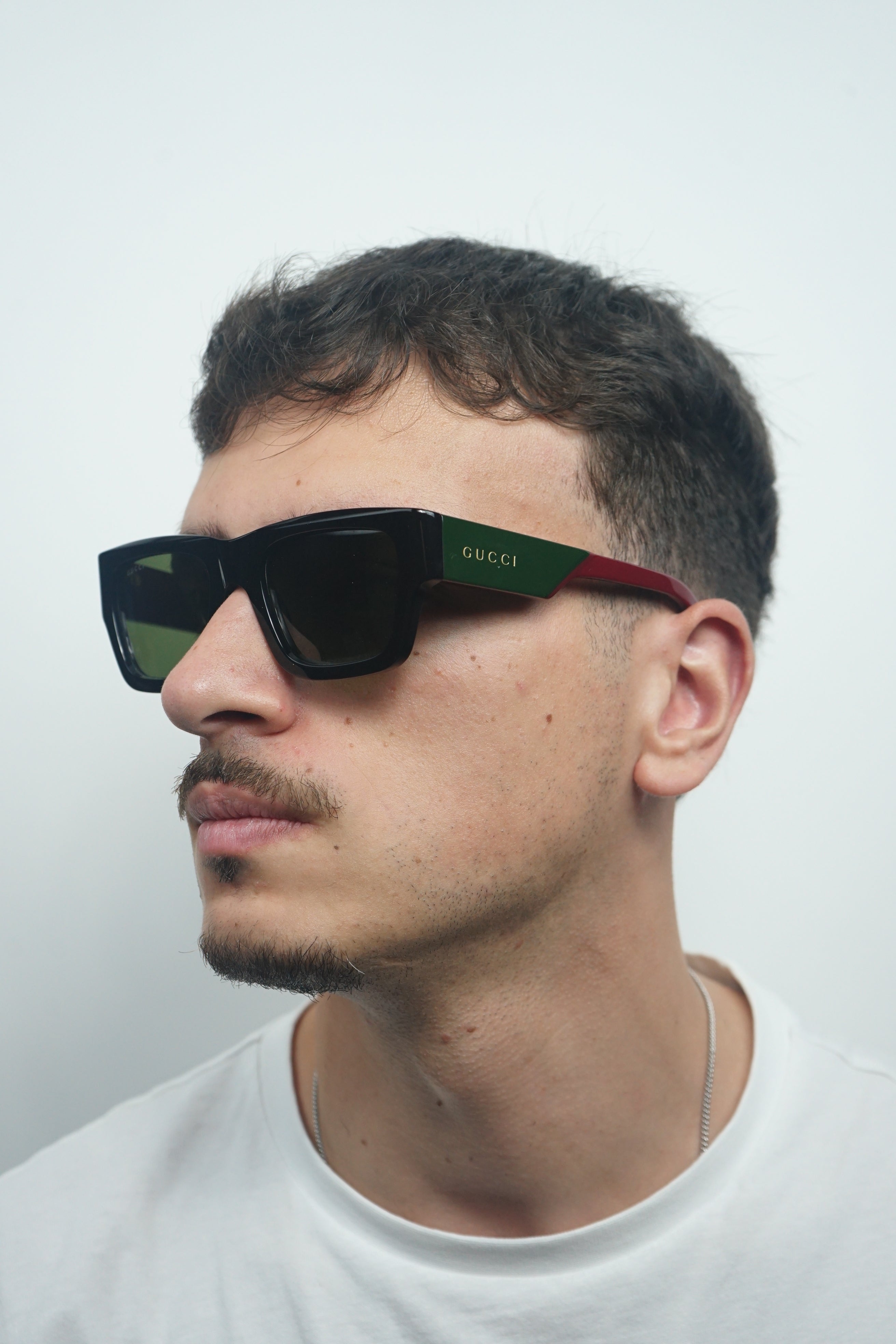 Gucci GG1668S 003 – Óculos De Sol Retangulares Masculinos – JP OPTICA