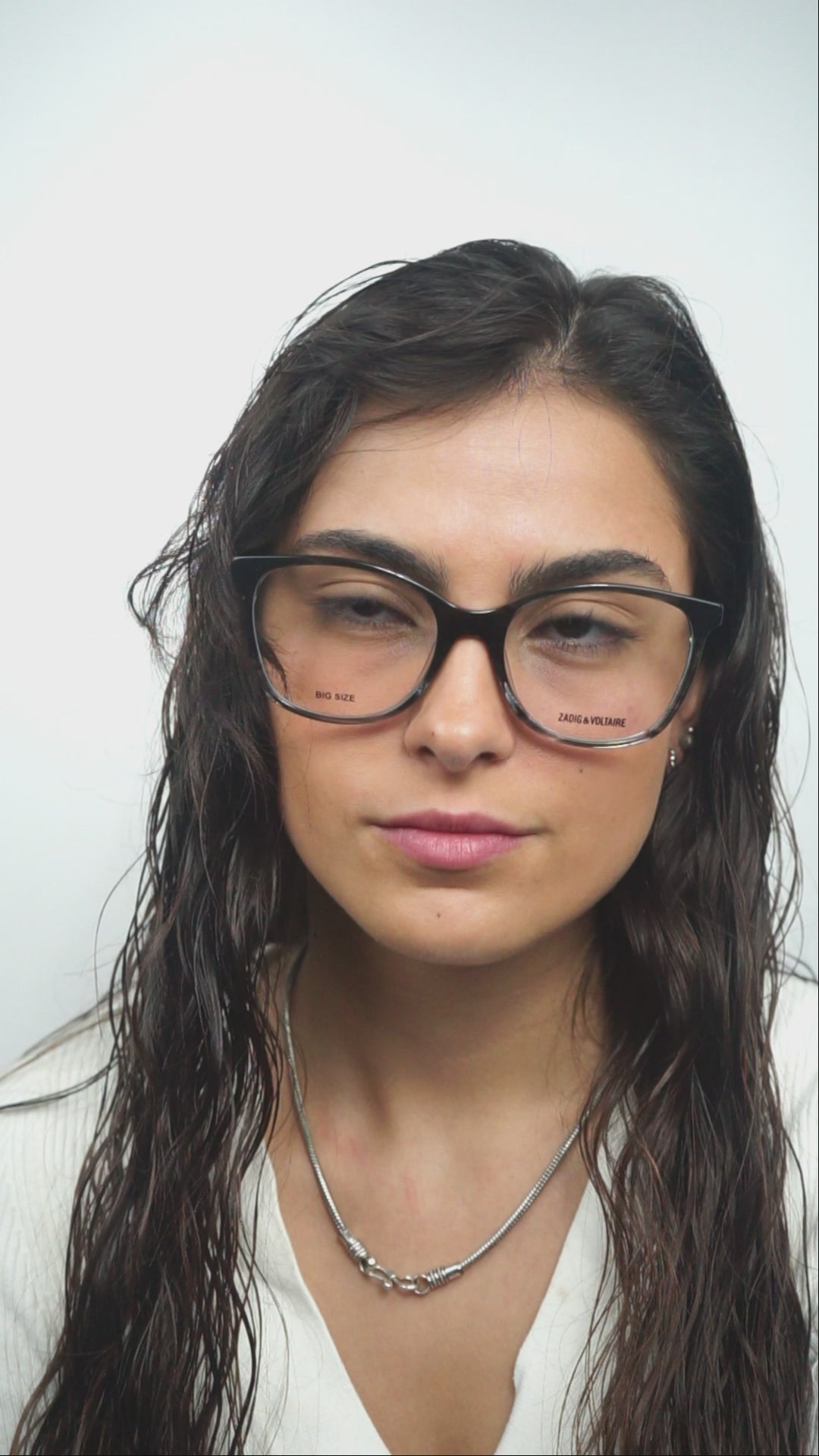 Zadig & Voltaire ZV 434 0GLB – Modern Women's Sunglasses – JP